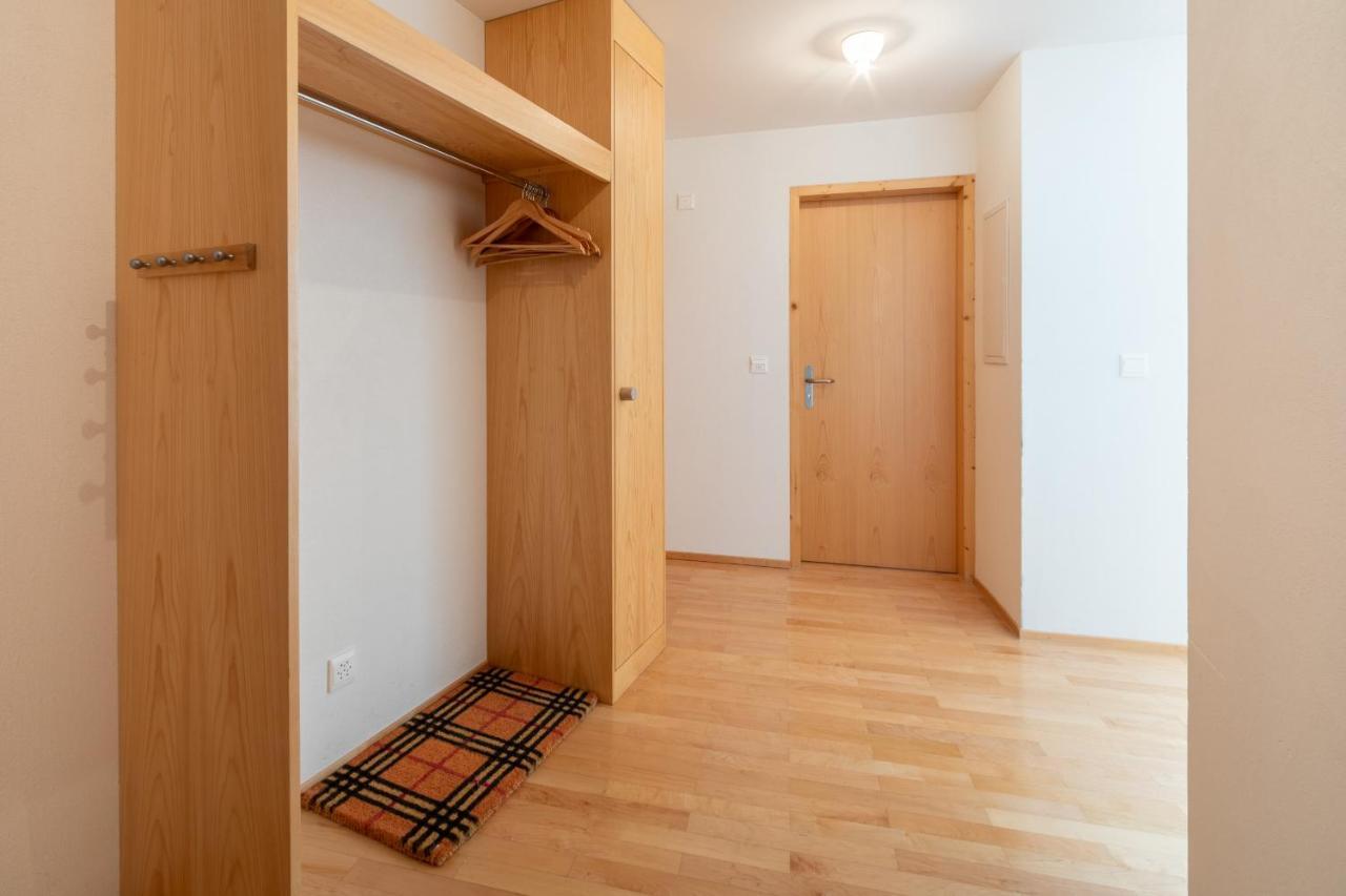 Laax Homes - Capolgarten 3,7 Флимс Экстерьер фото